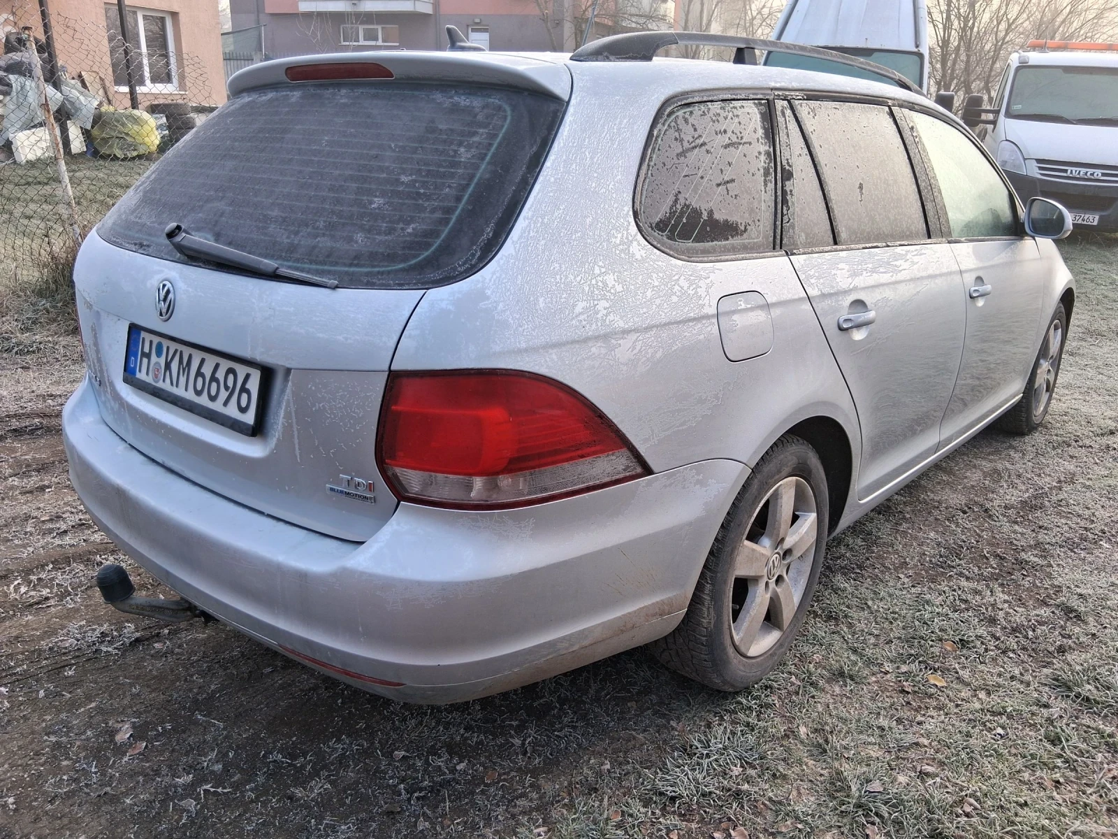 VW Golf 1.6тди 105коня мулти волан  - изображение 4