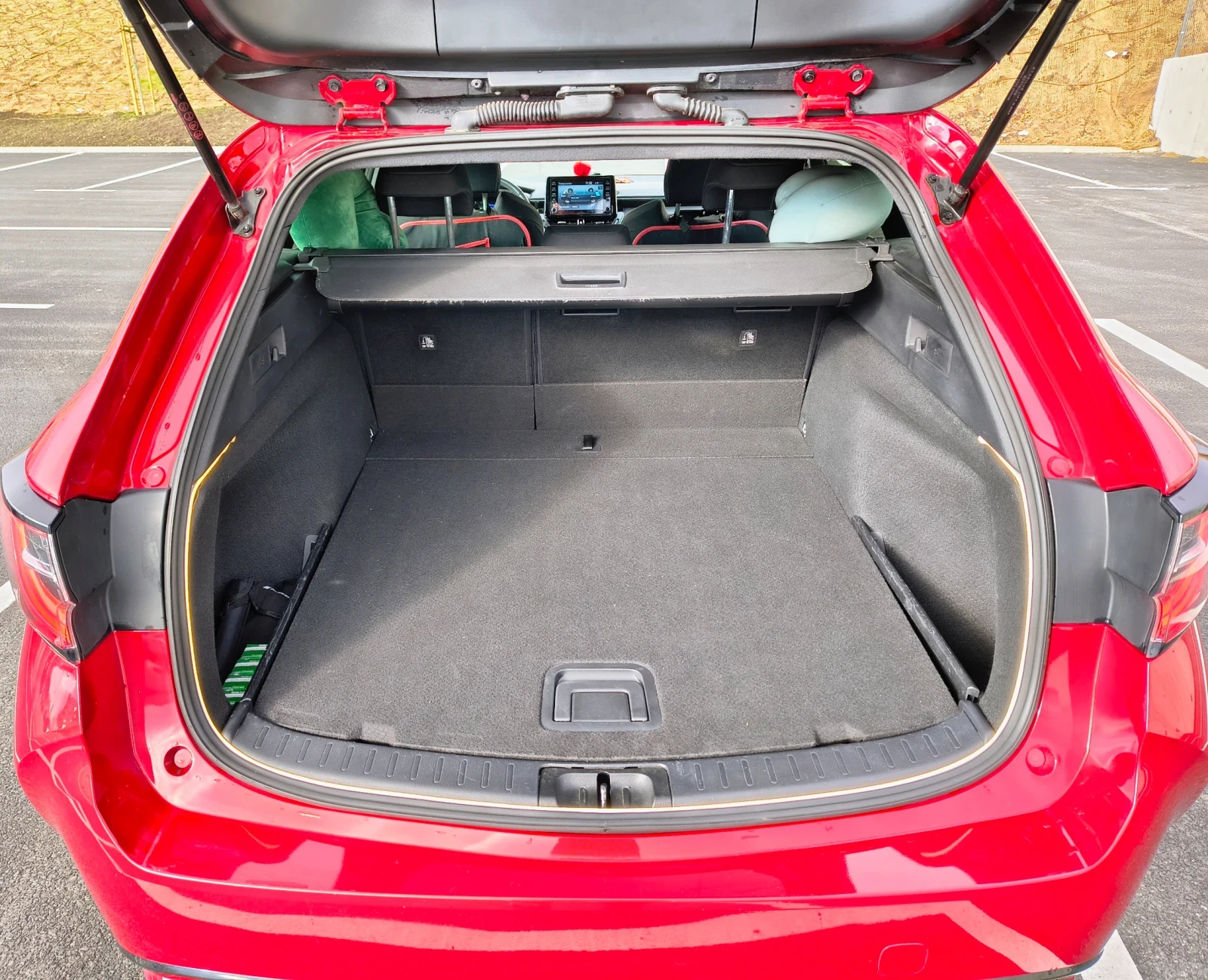 Toyota Corolla | Mobile.bg � ����������� 14