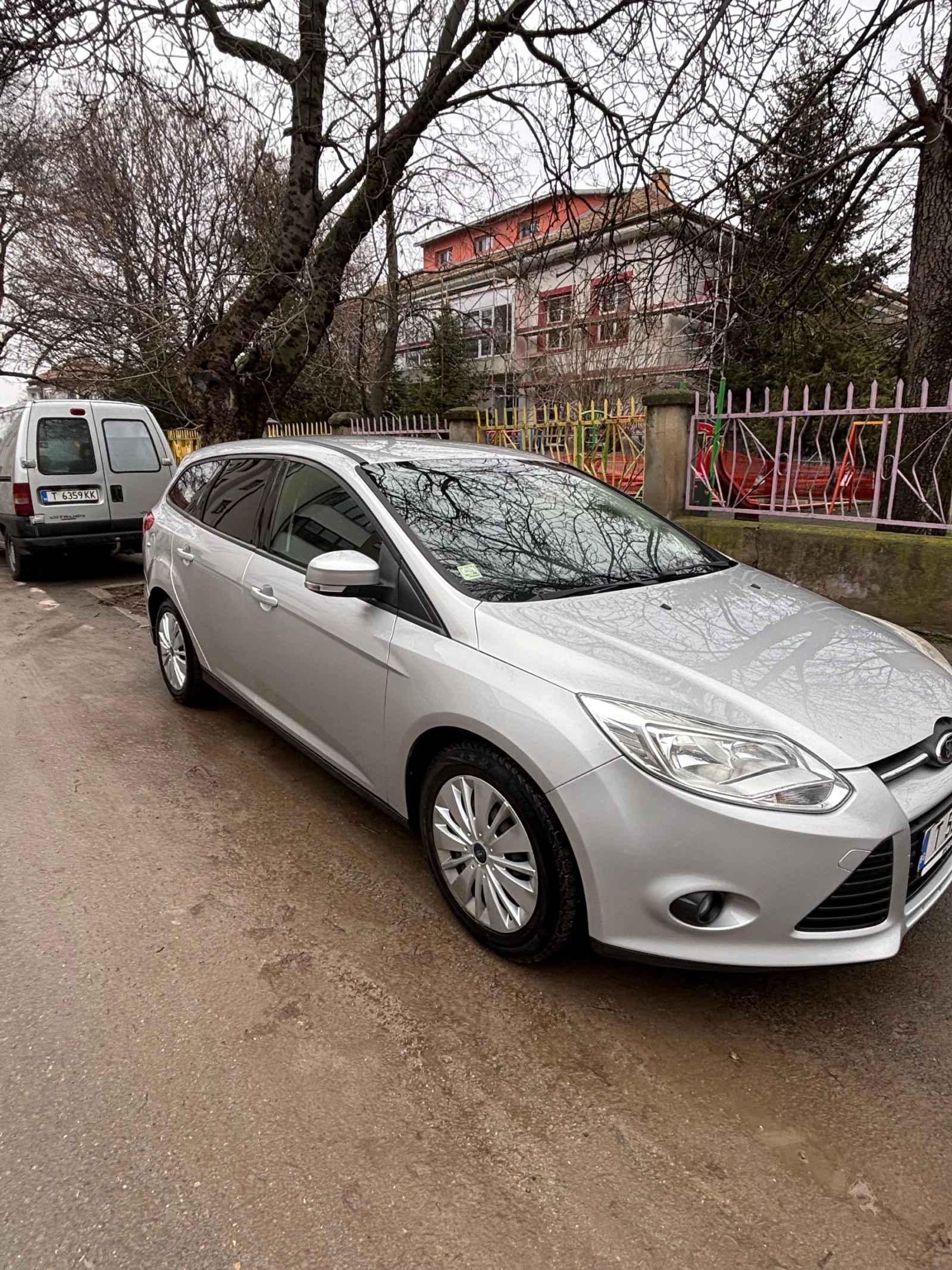 Ford Focus 1.6 tdci КАПАРИРАН - изображение 2