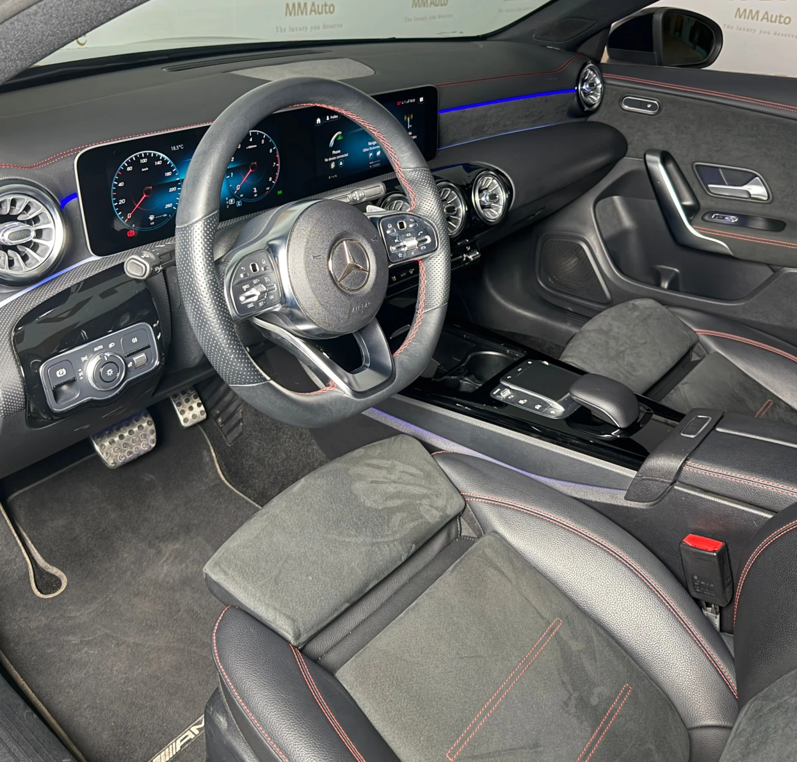 Mercedes-Benz CLA 220 4Matic* AMG* Camera - изображение 7