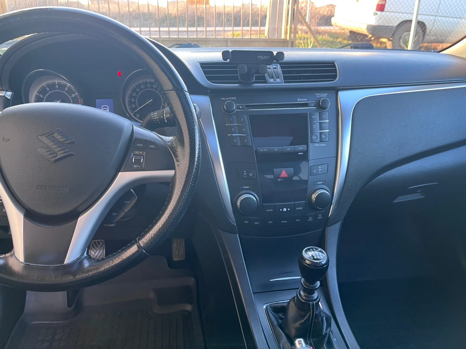 Suzuki Kizashi Sport , снимка 11 - Автомобили и джипове - 53902694