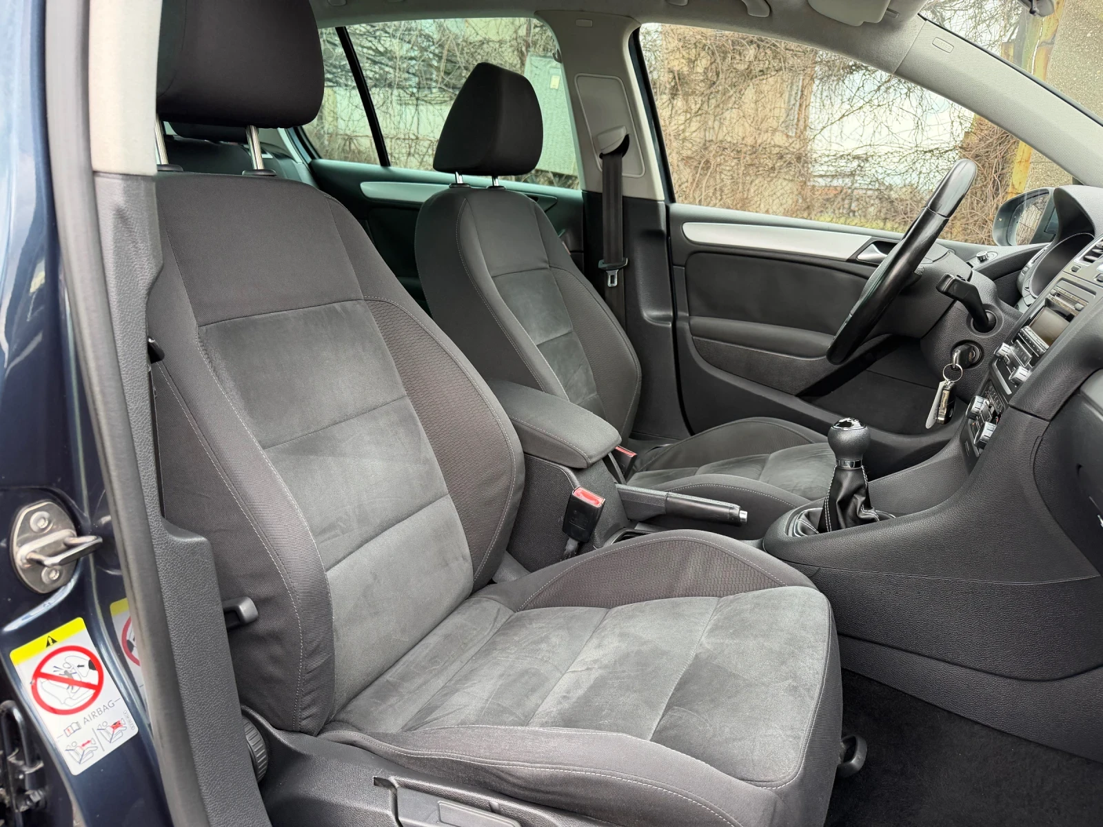 VW Golf 2.0TDI 110 Highline , снимка 12 - Автомобили и джипове - 53998824