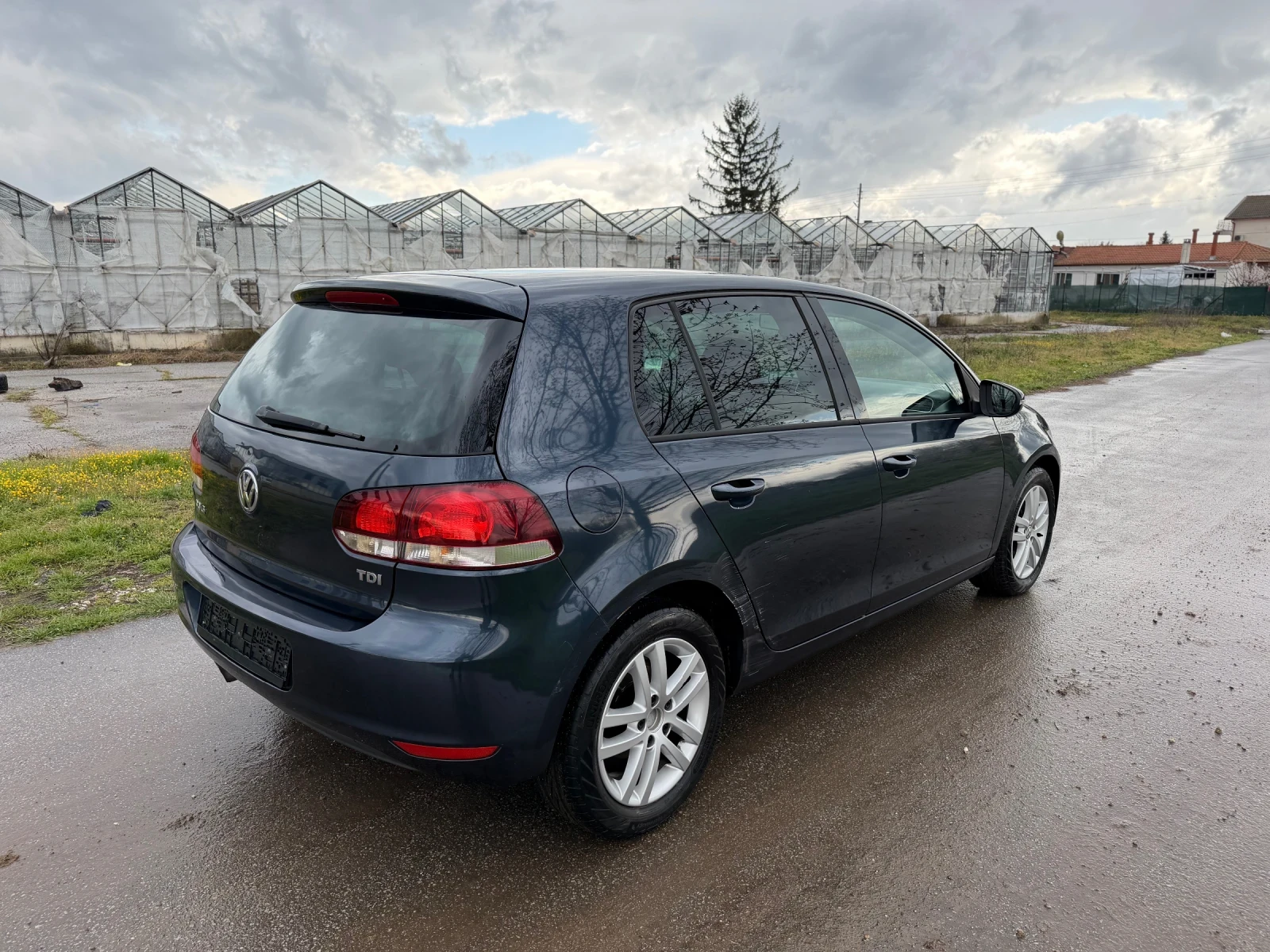 VW Golf 2.0TDI 110 Highline , снимка 4 - Автомобили и джипове - 53998824