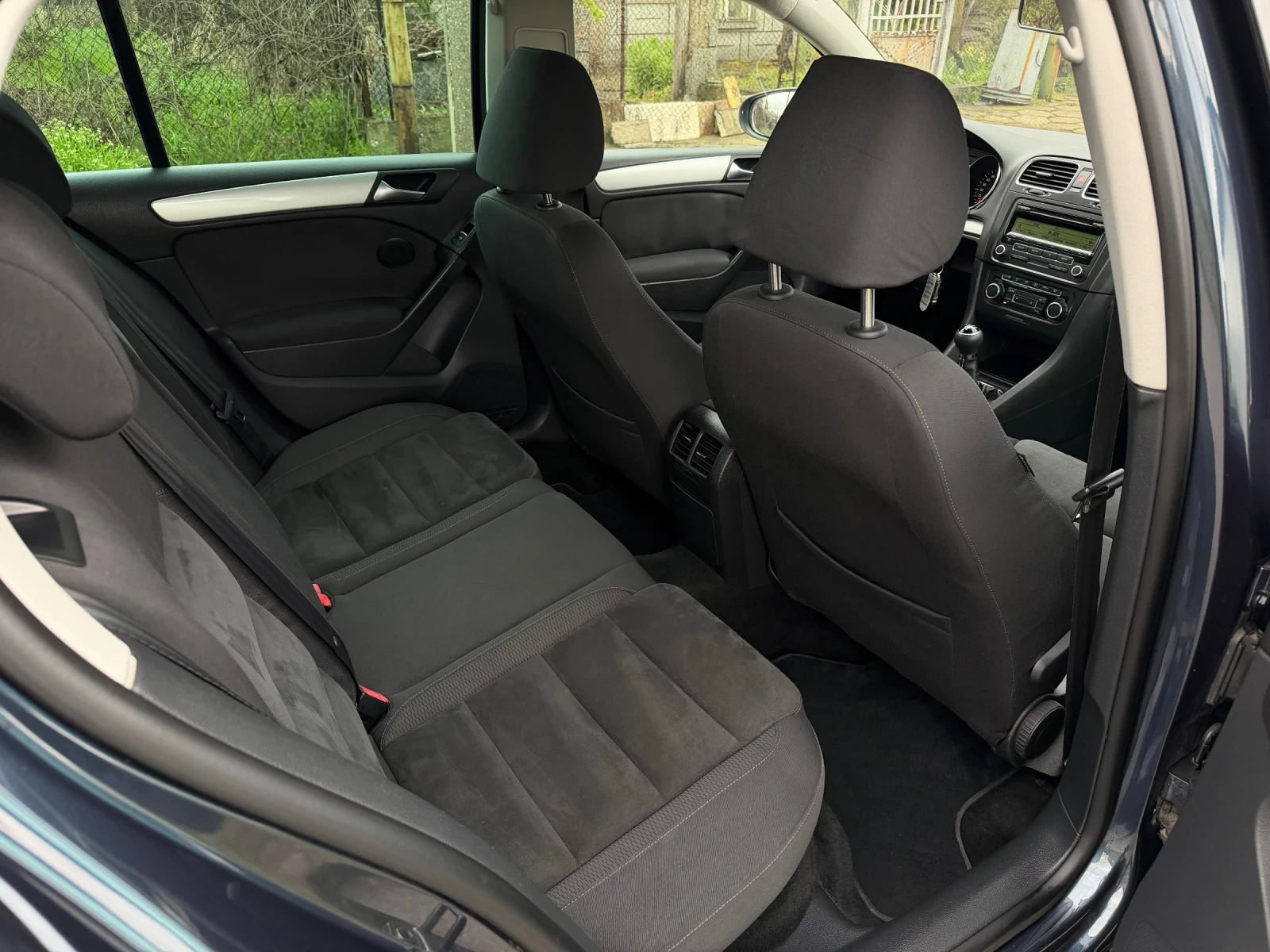 VW Golf 2.0TDI 110 Highline , снимка 14 - Автомобили и джипове - 53998824