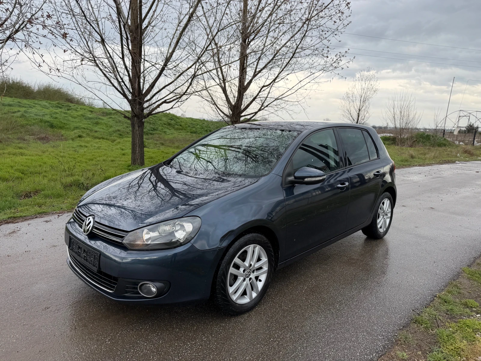 VW Golf 2.0TDI 110 Highline , снимка 2 - Автомобили и джипове - 53998824