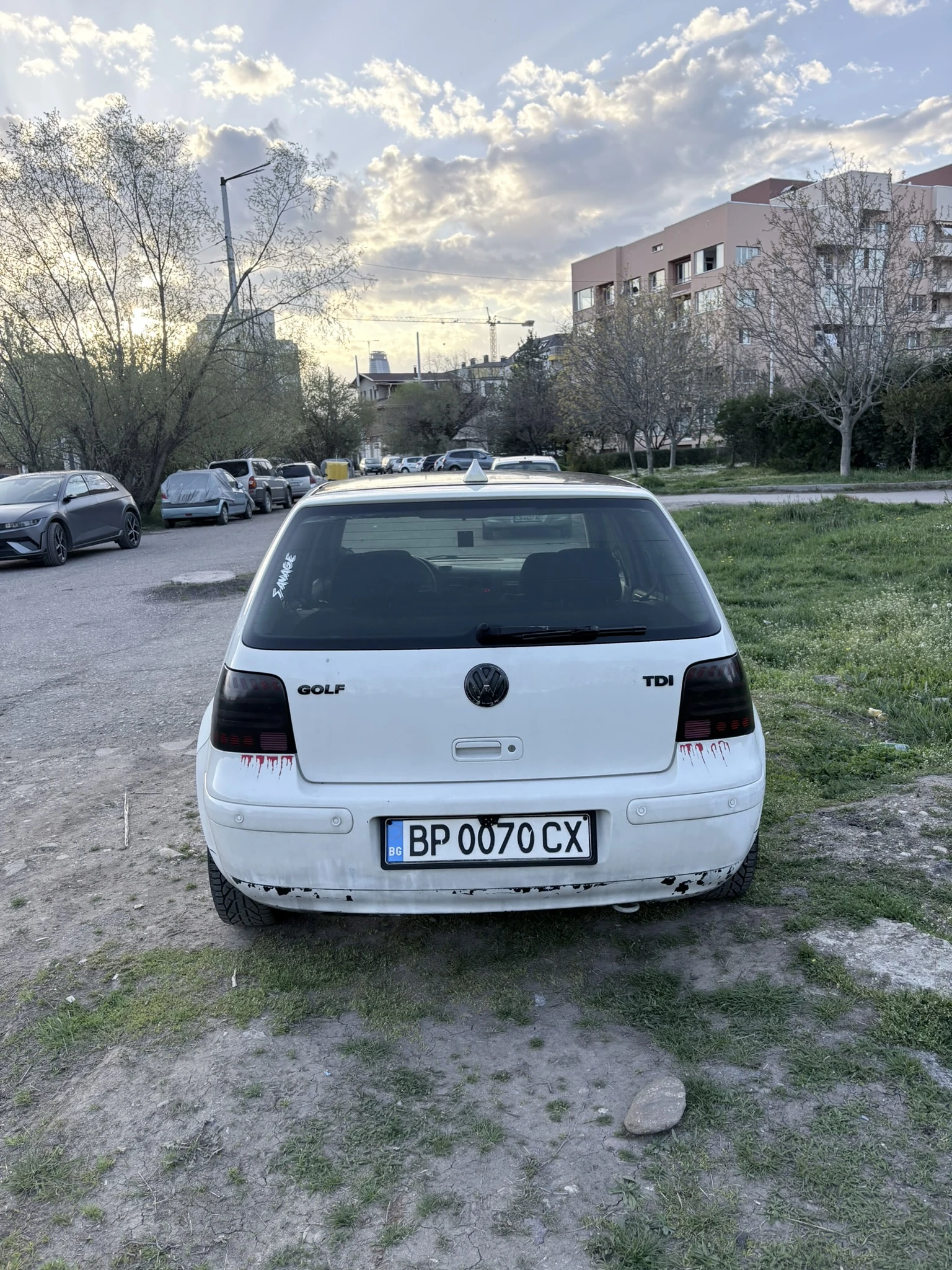 VW Golf 1.9, снимка 5 - Автомобили и джипове - 54245950
