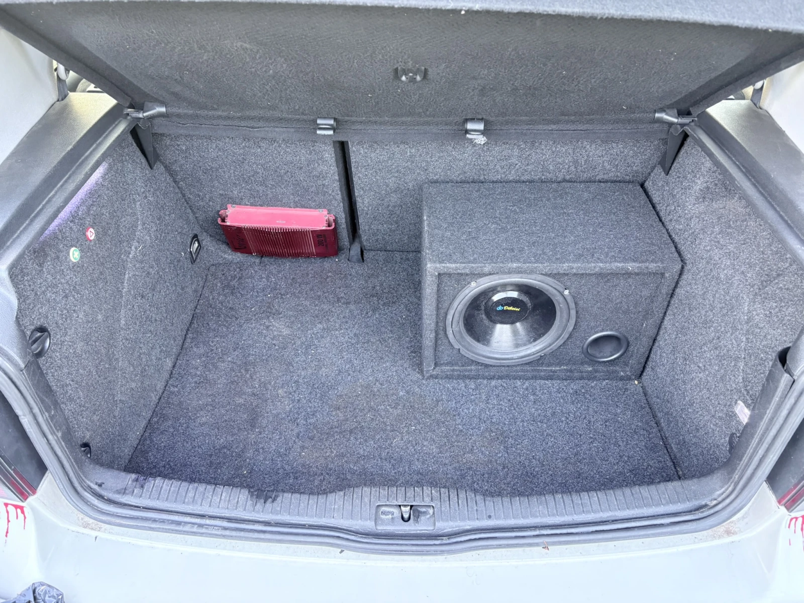 VW Golf 1.9, снимка 10 - Автомобили и джипове - 54245950