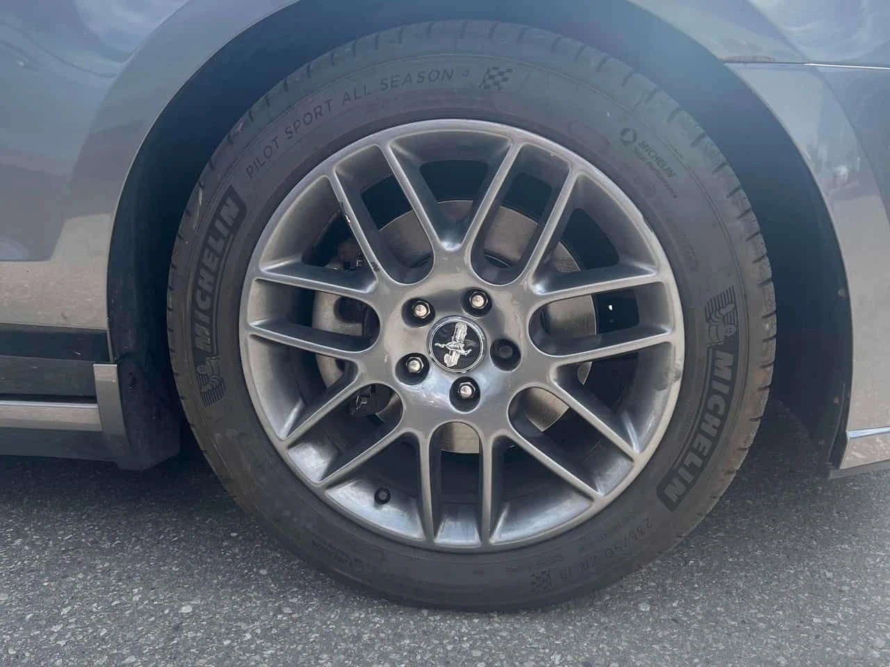Ford Mustang V6 Premium| ��������| ��� �����| CARFAX | Mobile.bg � ����������� 6