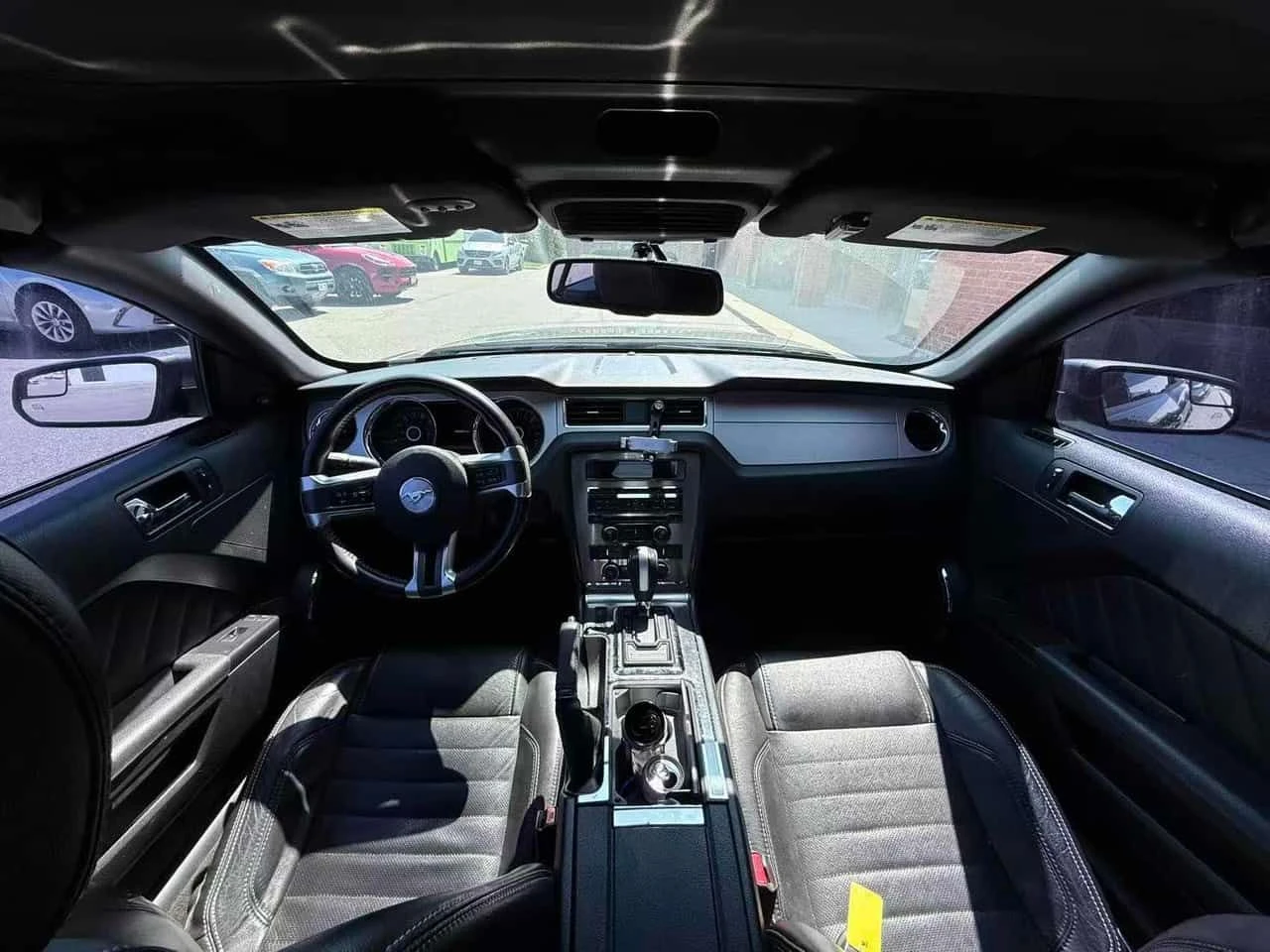 Ford Mustang V6 Premium| ��������| ��� �����| CARFAX | Mobile.bg � ����������� 9