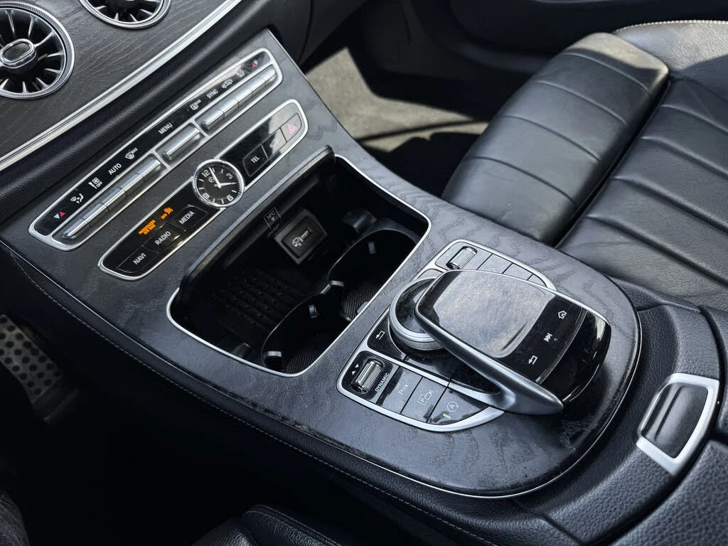 Mercedes-Benz E 450 4MATIC Coupe* АвтоКредит* (Цена до БГ) , снимка 15 - Автомобили и джипове - 54293226