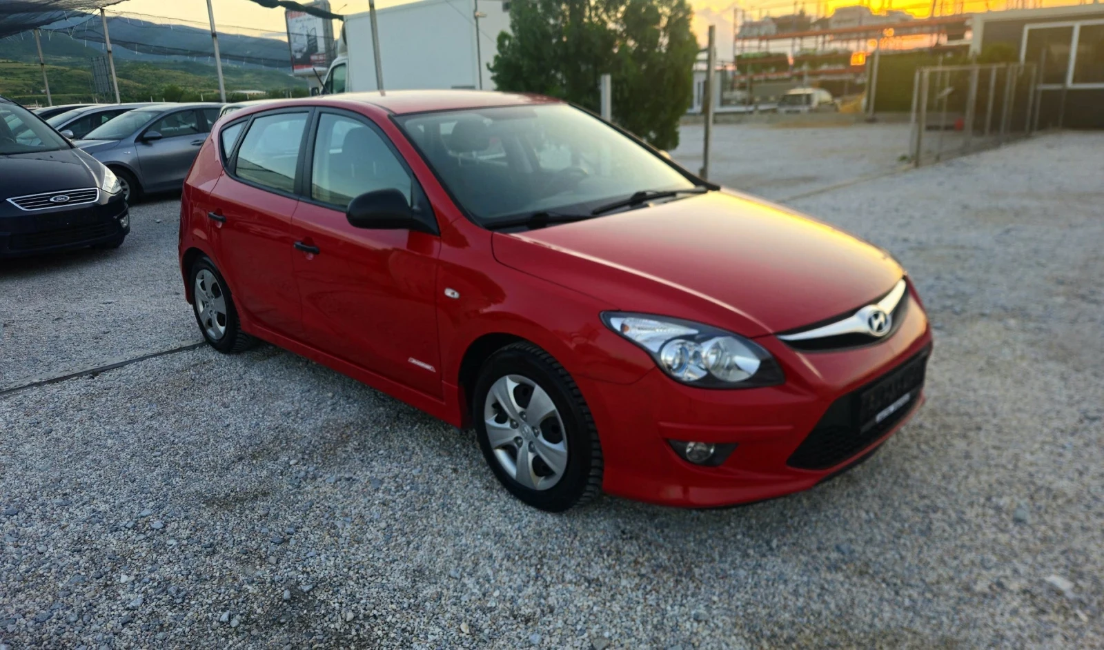 Hyundai I30 1.4i.109.кс2011г.Фейс.ТОПсъстояние, снимка 3 - Автомобили и джипове - 54692812