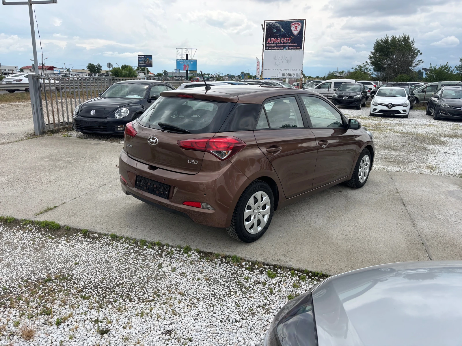Hyundai I20 EURO-6/Led, снимка 3 - Автомобили и джипове - 54767616