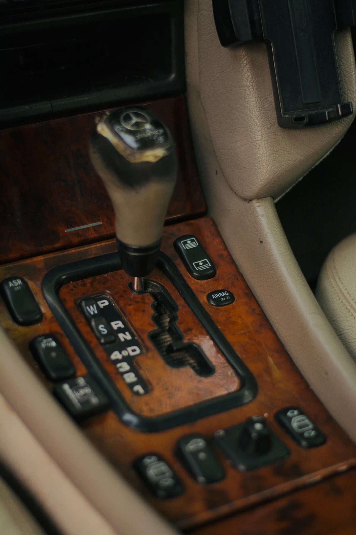 Mercedes-Benz CLK, снимка 13 - Автомобили и джипове - 54795190