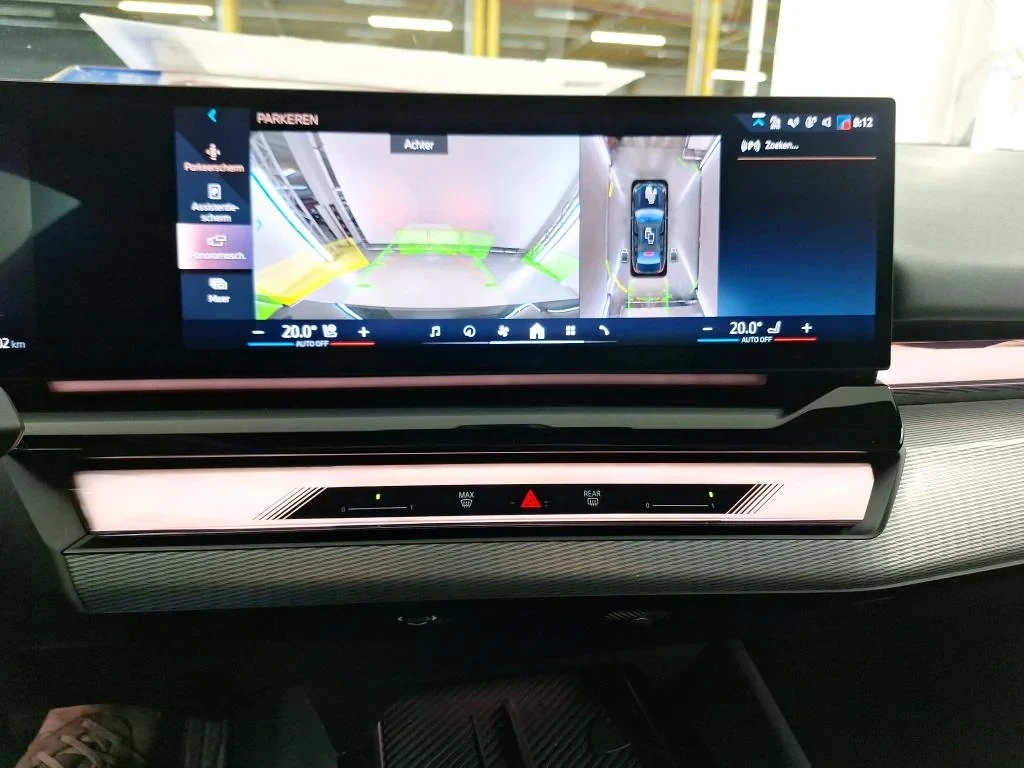 BMW i5 eDRIVE40 M-Sport, Shadow Line Head Up Memory, снимка 9 - Автомобили и джипове - 54916449