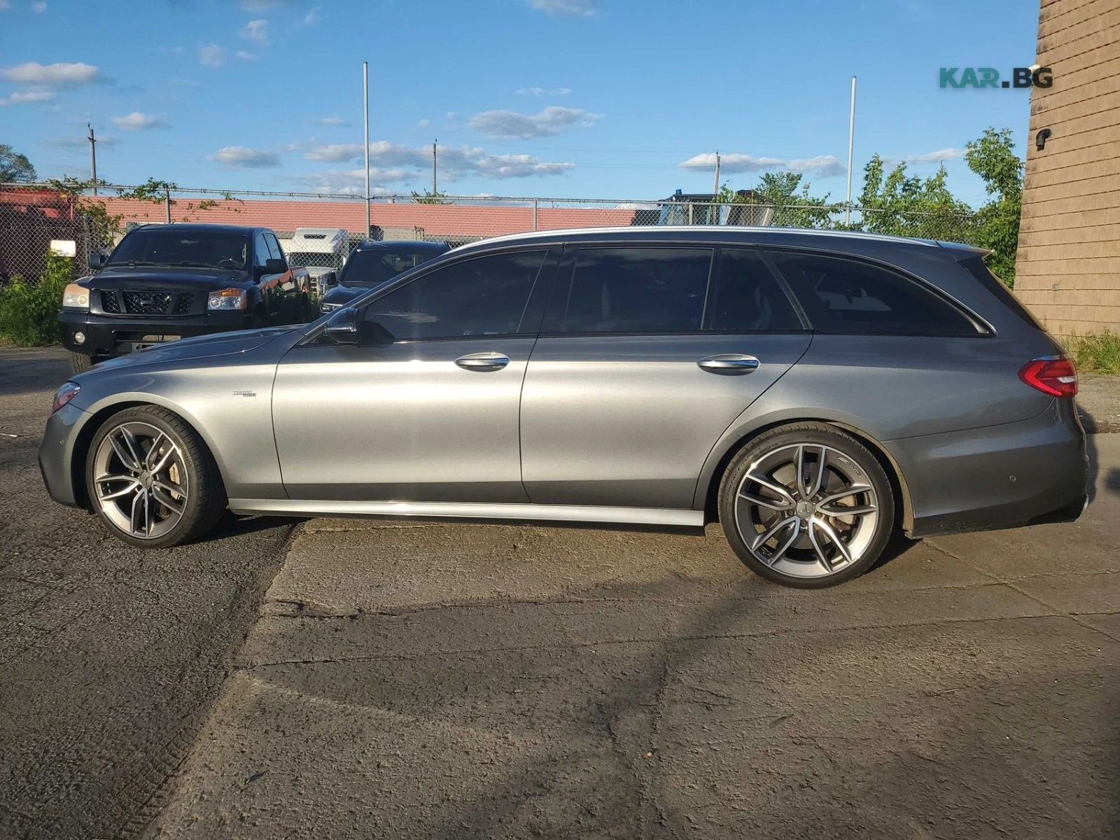 Mercedes-Benz E 53 AMG  * FULL * BURMASTER *  AвтоКредит * (ЦЕНА ДО БГ), снимка 3 - Автомобили и джипове - 54923491