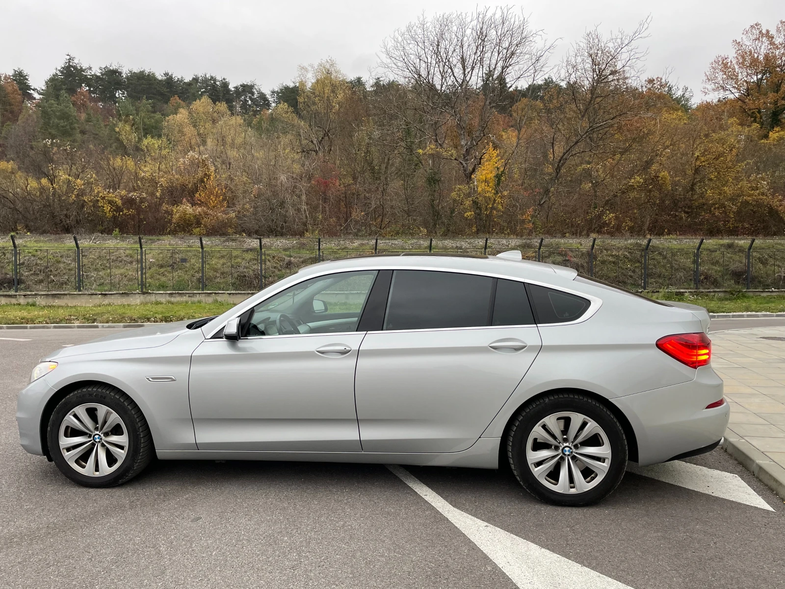 BMW 5 Gran Turismo 530 GT FACELIFT, снимка 6 - Автомобили и джипове - 55339785