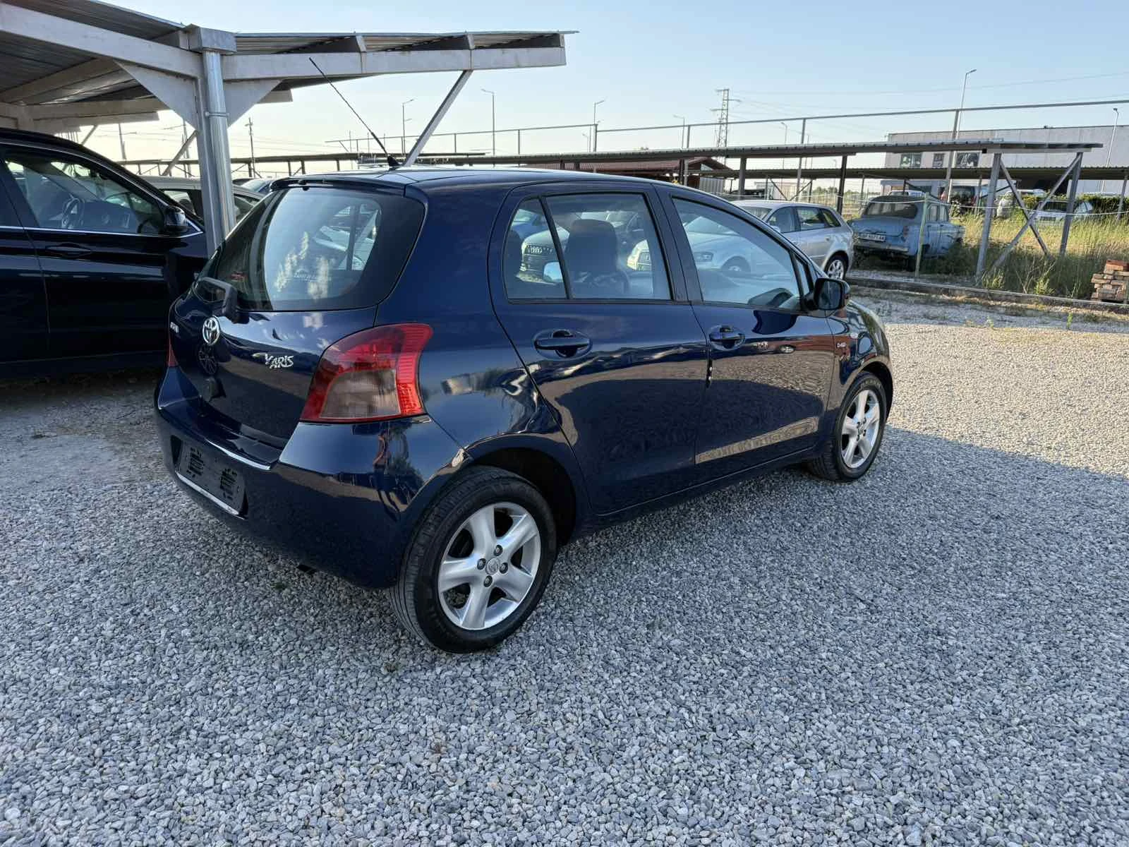 Toyota Yaris 1.4D-4D AVTOMAT 90kc, снимка 5 - Автомобили и джипове - 55260531