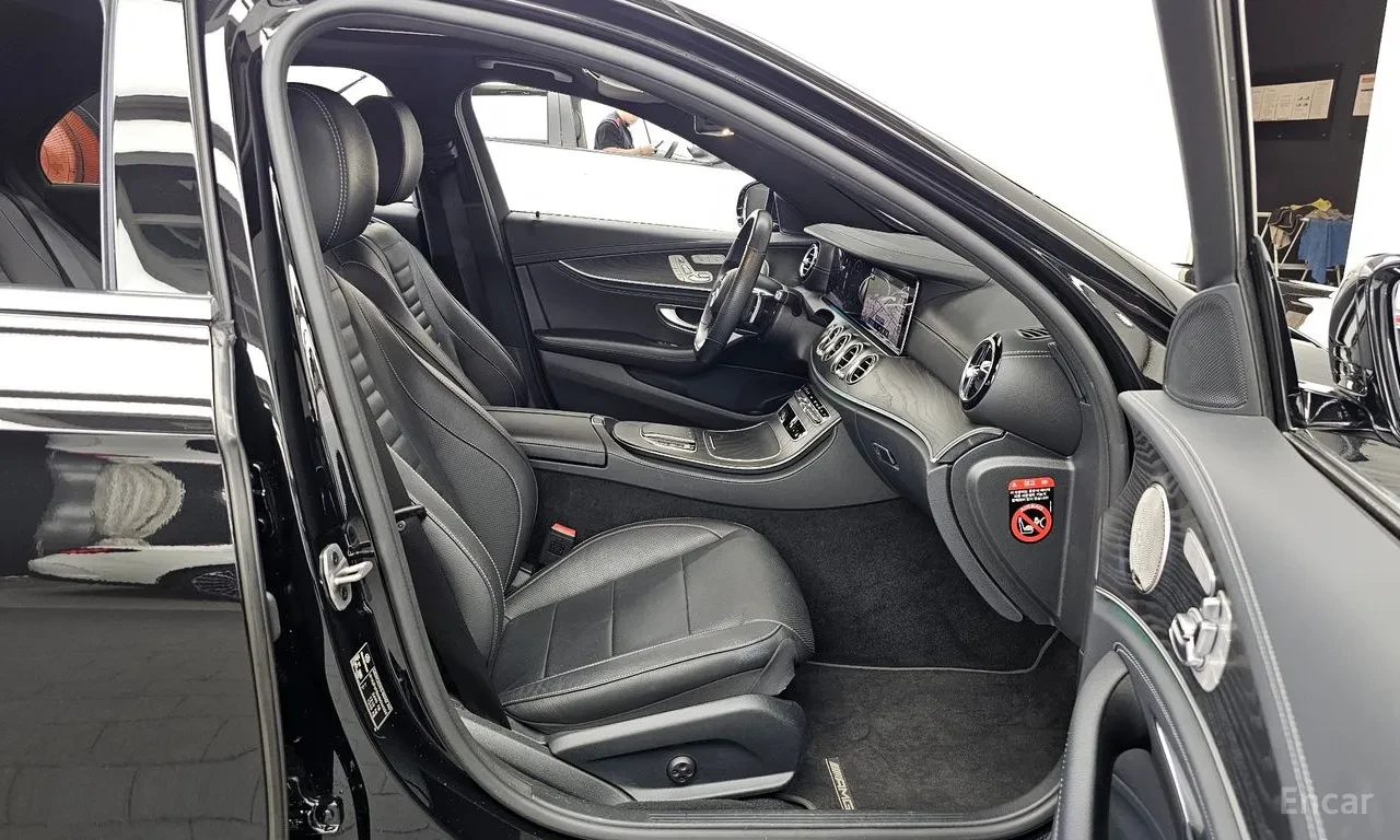 Mercedes-Benz E 220 AMG ПАКЕТ, снимка 10 - Автомобили и джипове - 55429864