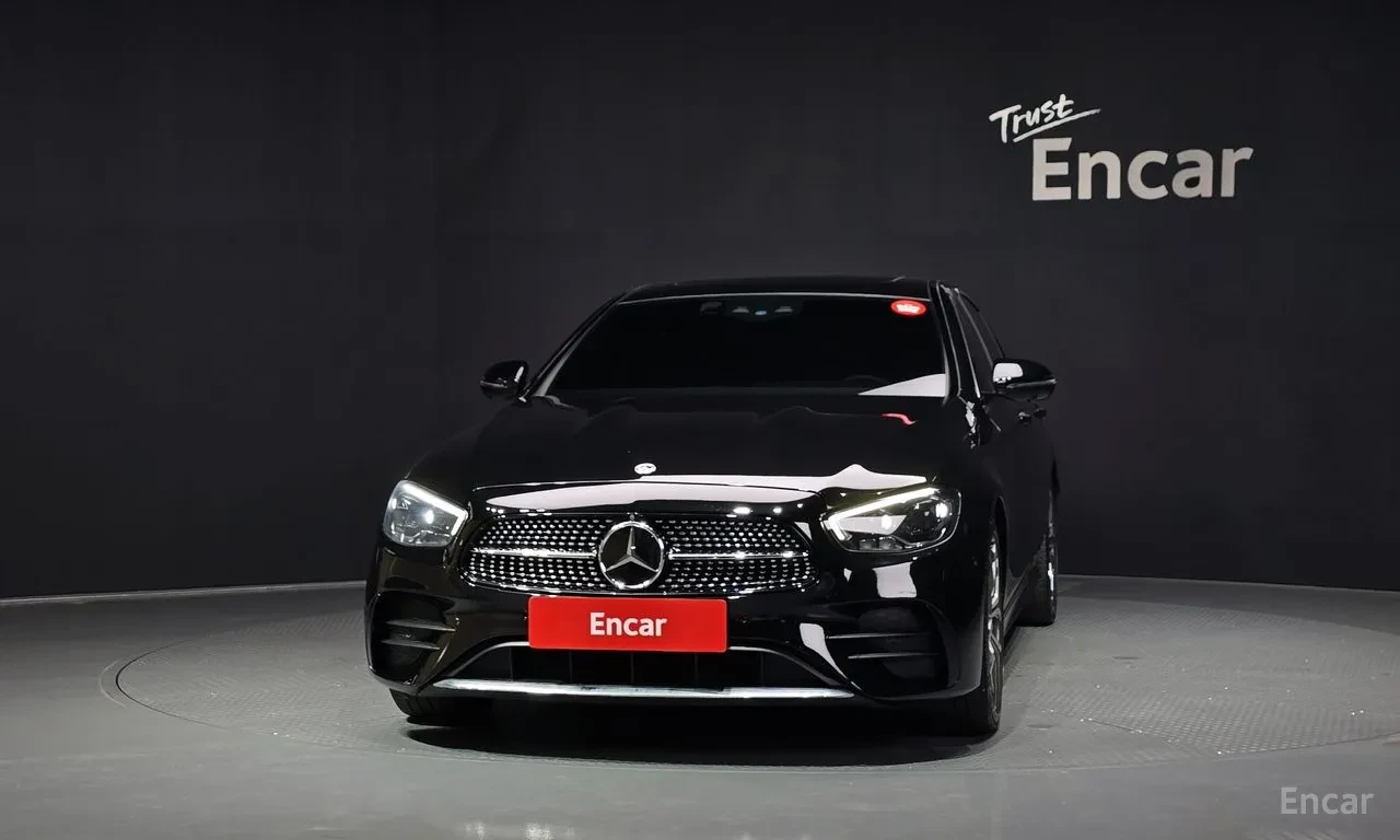 Mercedes-Benz E 220 AMG ПАКЕТ, снимка 2 - Автомобили и джипове - 55429864