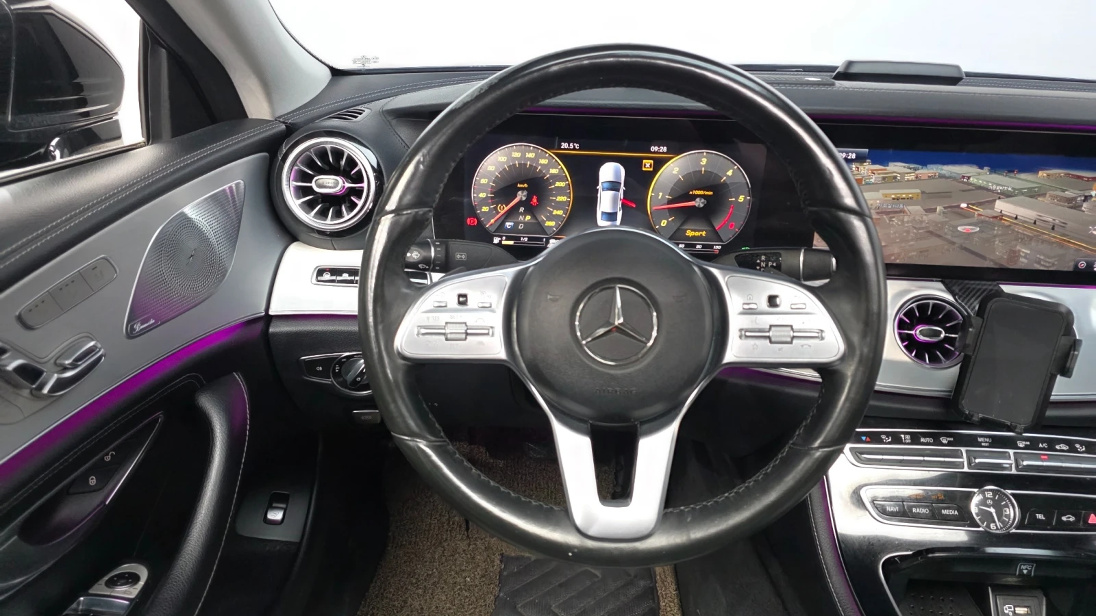 Mercedes-Benz CLS 400 d 4MATIC, снимка 11 - Автомобили и джипове - 55477927