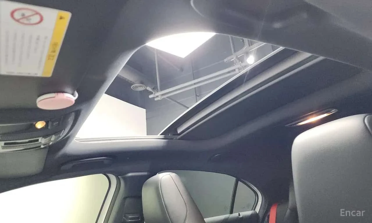 Mercedes-Benz A45 AMG * 4MATIC * ОПЦИЯ ЗА ФИНАНСИРАНЕ, снимка 17 - Автомобили и джипове - 55619655