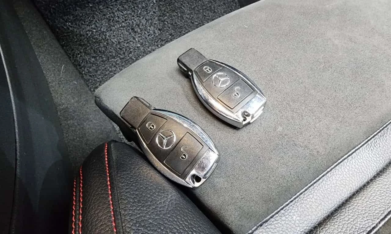 Mercedes-Benz A45 AMG * 4MATIC * ОПЦИЯ ЗА ФИНАНСИРАНЕ, снимка 14 - Автомобили и джипове - 55619655