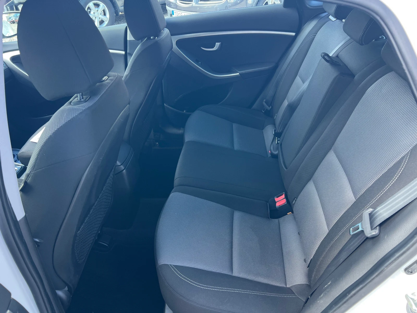 Hyundai I30 1.6 GDI* ШВЕЙЦАРИЯ* ТОП* , снимка 9 - Автомобили и джипове - 55950971