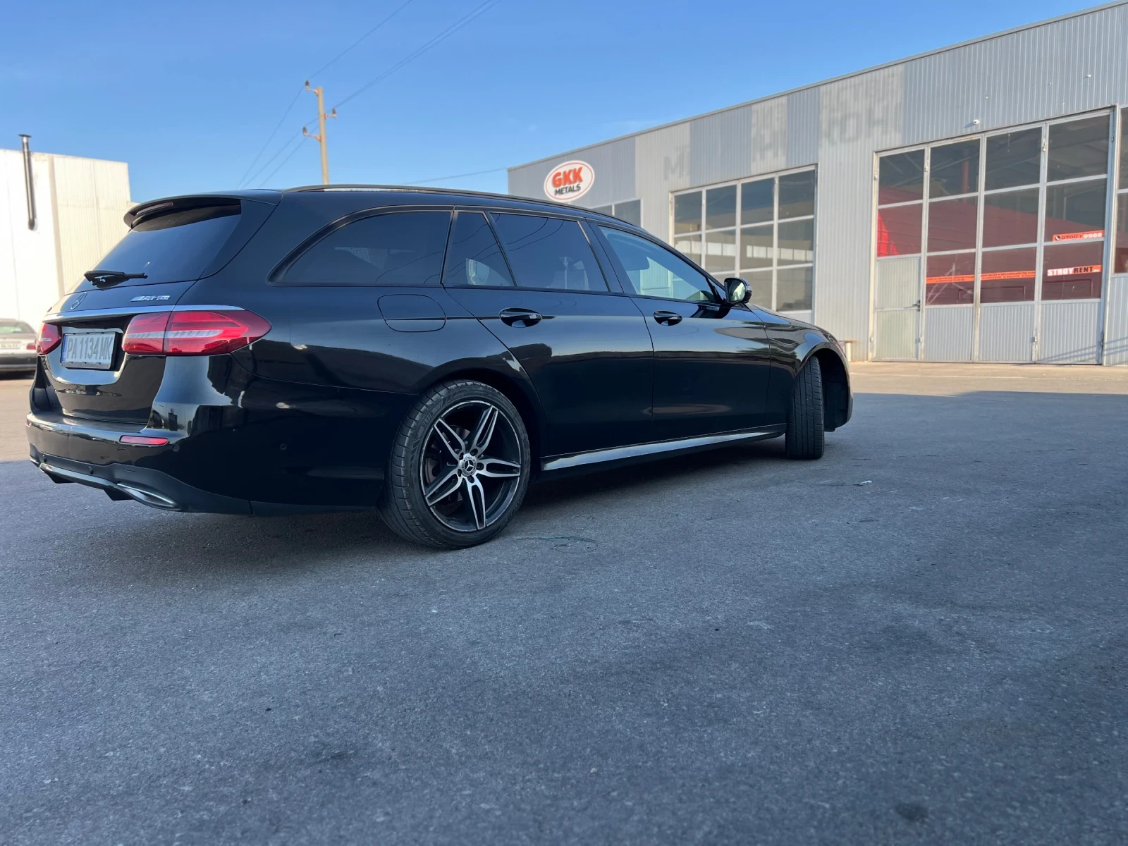 Mercedes-Benz E 220 W213 360* headup* NAVI* LED* CAMERA, снимка 4 - Автомобили и джипове - 56014973