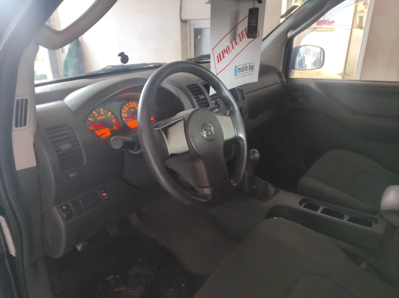 Nissan Navara, снимка 6 - Автомобили и джипове - 48068577