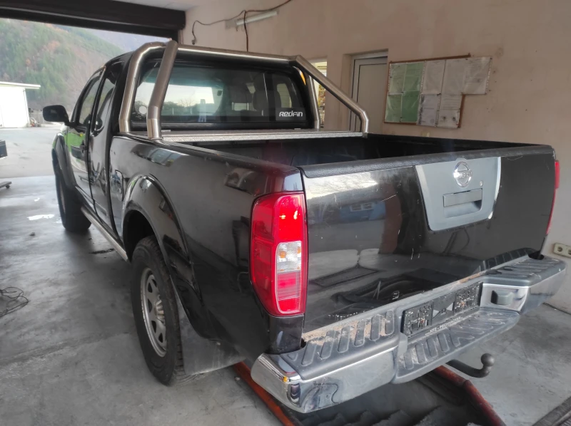 Nissan Navara, снимка 5 - Автомобили и джипове - 48068577