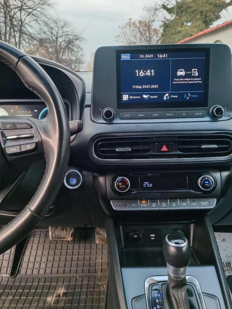 Hyundai Kona Хибрид, снимка 12 - Автомобили и джипове - 48825066