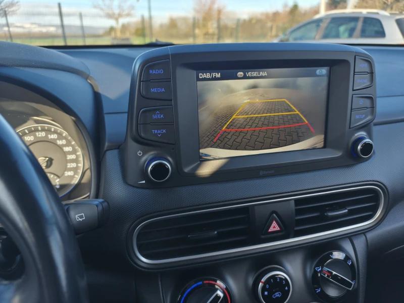 Hyundai Kona 1.6 CRDi | 2020 | 1 собственик | Пълна история, снимка 14 - Автомобили и джипове - 53013101