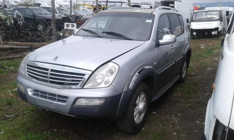 SsangYong Rexton 2.7hdi/на части, снимка 2 - Автомобили и джипове - 25066048