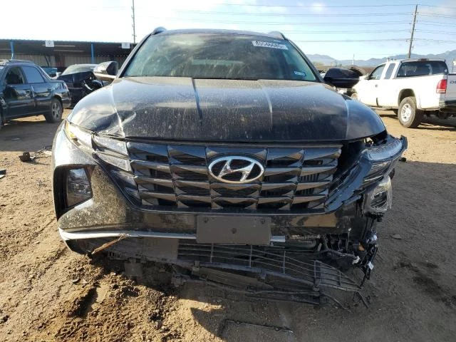 Hyundai Tucson 1.6L 4 All wheel drive, снимка 11 - Автомобили и джипове - 53013821