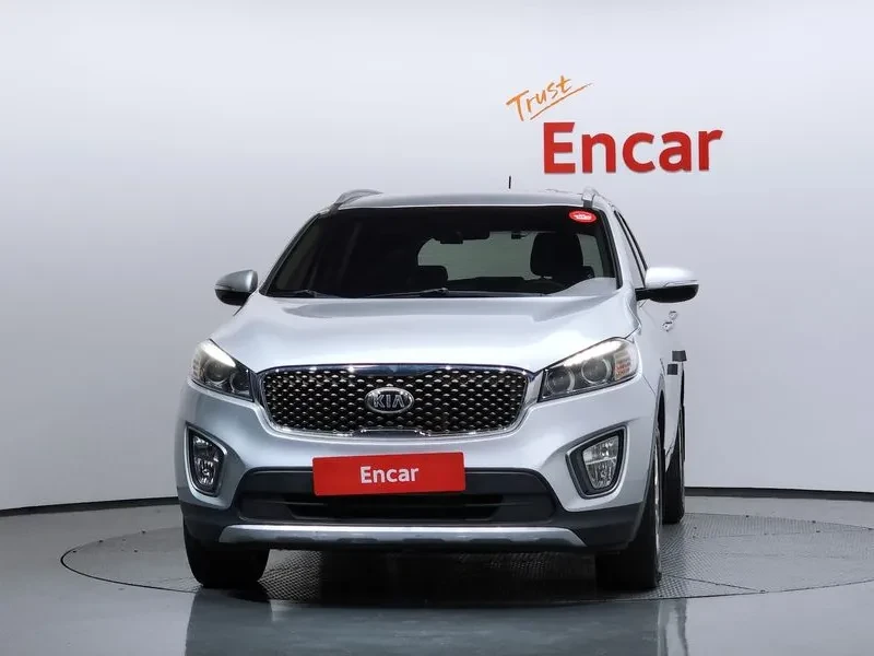 Kia Sorento 2.2 CRDI 4WD, снимка 3 - Автомобили и джипове - 54265434