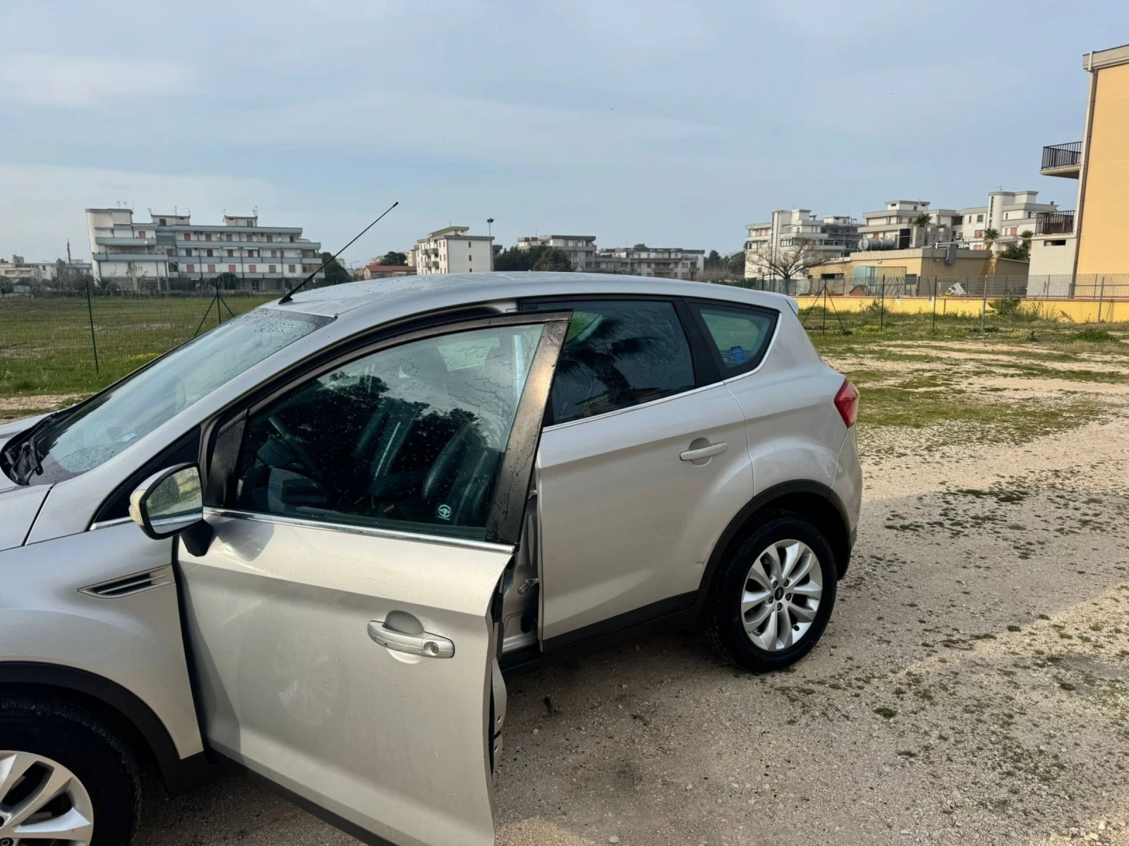 Ford Kuga 2.0тди. 4* 4 - изображение 8