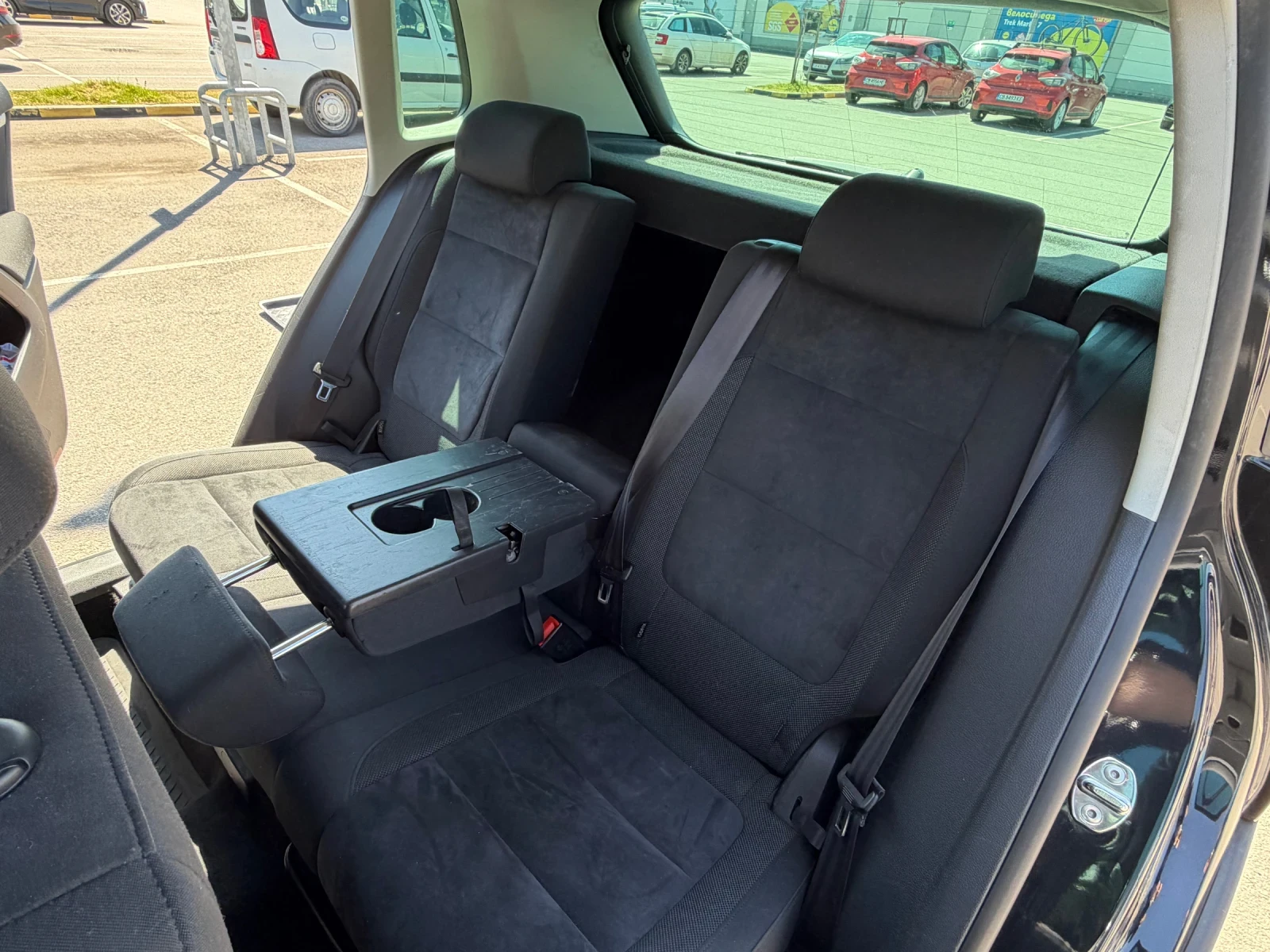 VW Tiguan Sport&Style, снимка 15 - Автомобили и джипове - 54445017