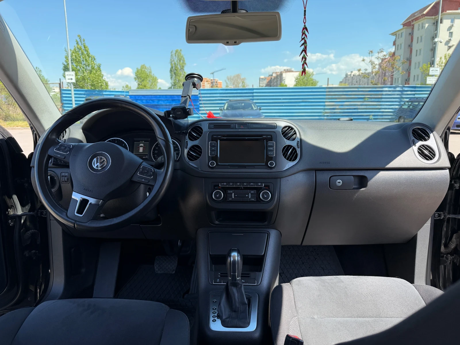 VW Tiguan Sport&Style, снимка 11 - Автомобили и джипове - 54445017