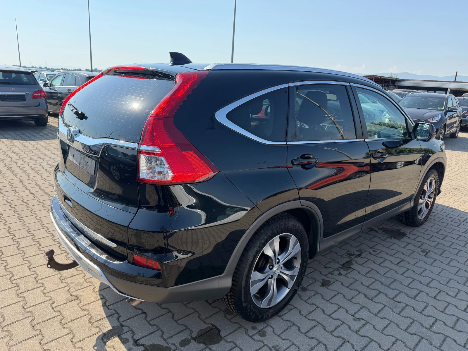Honda Cr-v 1.6i-DTEC 4WD AVTOMAT/KOJA/NAVI/KAMERA EURO 6, снимка 6 - Автомобили и джипове - 55101258