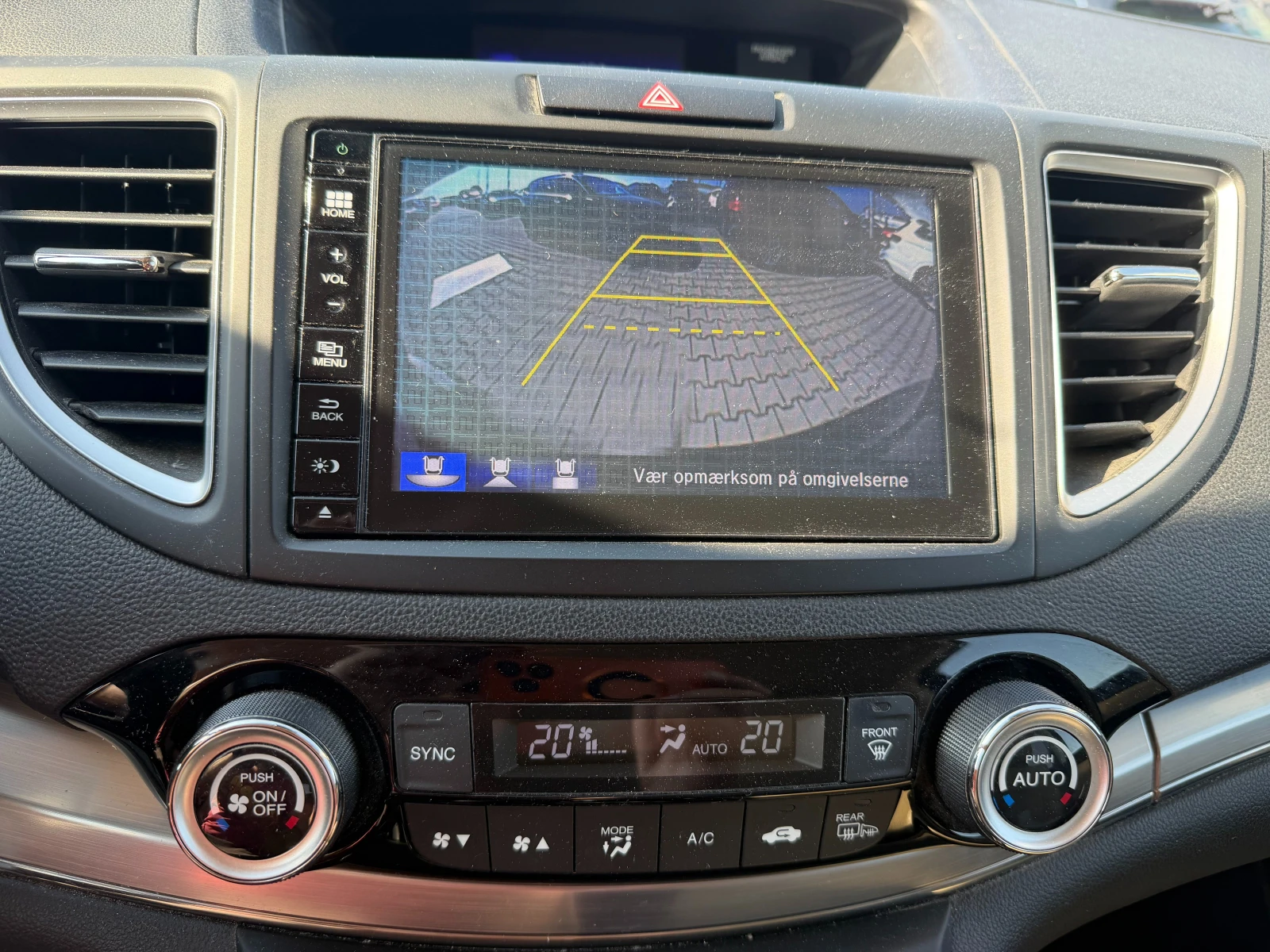 Honda Cr-v 1.6i-DTEC 4WD AVTOMAT/KOJA/NAVI/KAMERA EURO 6, снимка 15 - Автомобили и джипове - 55101258