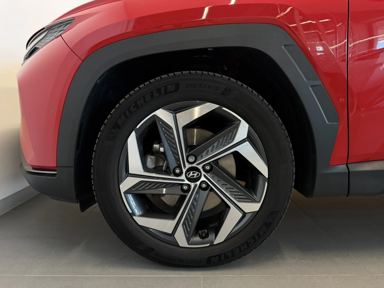 Hyundai Tucson PREMIUM HYBRID AWD, снимка 9 - Автомобили и джипове - 55217377