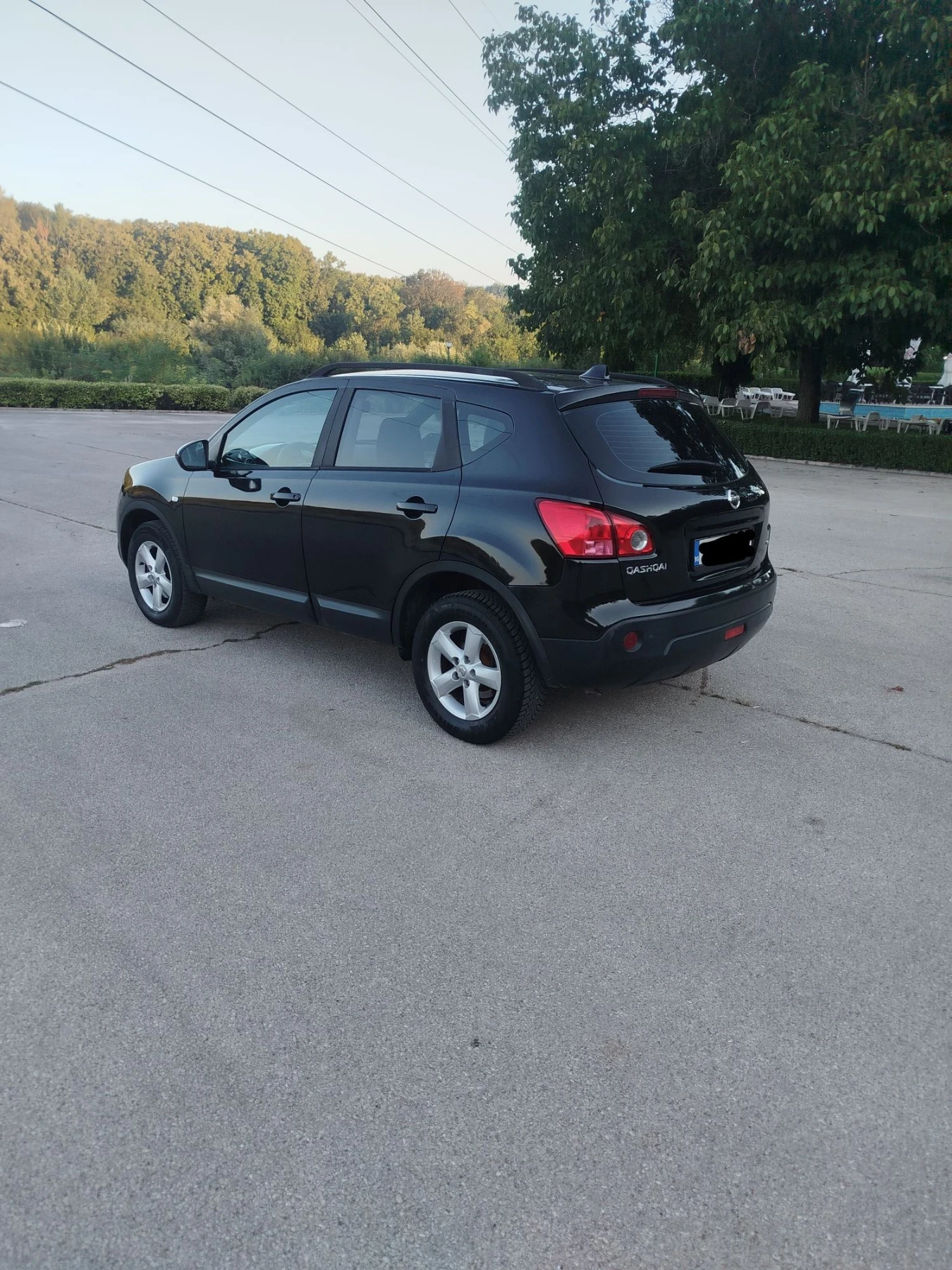 Nissan Qashqai 1.5 dci, снимка 5 - Автомобили и джипове - 55671354