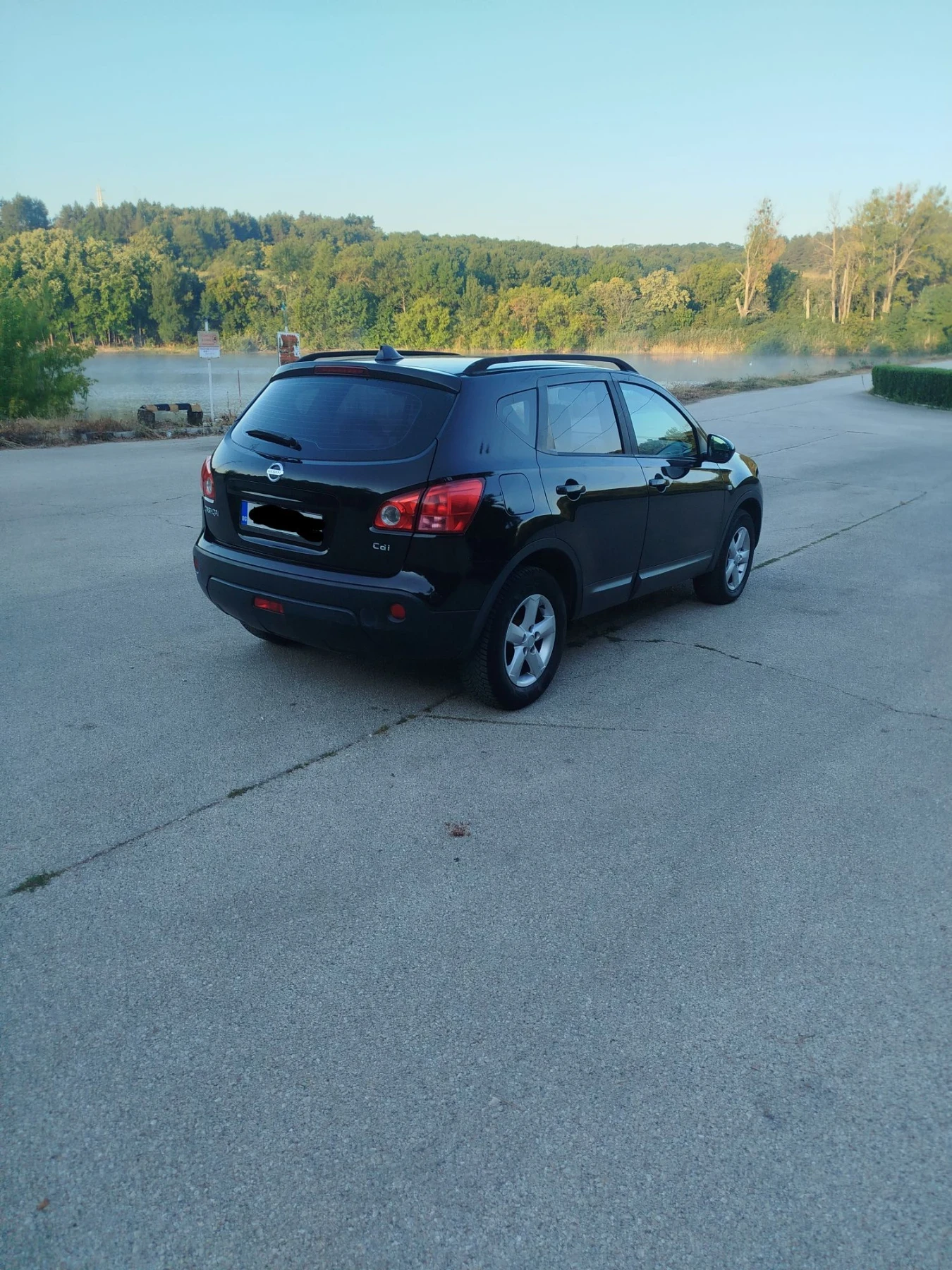 Nissan Qashqai 1.5 dci, снимка 3 - Автомобили и джипове - 55671354