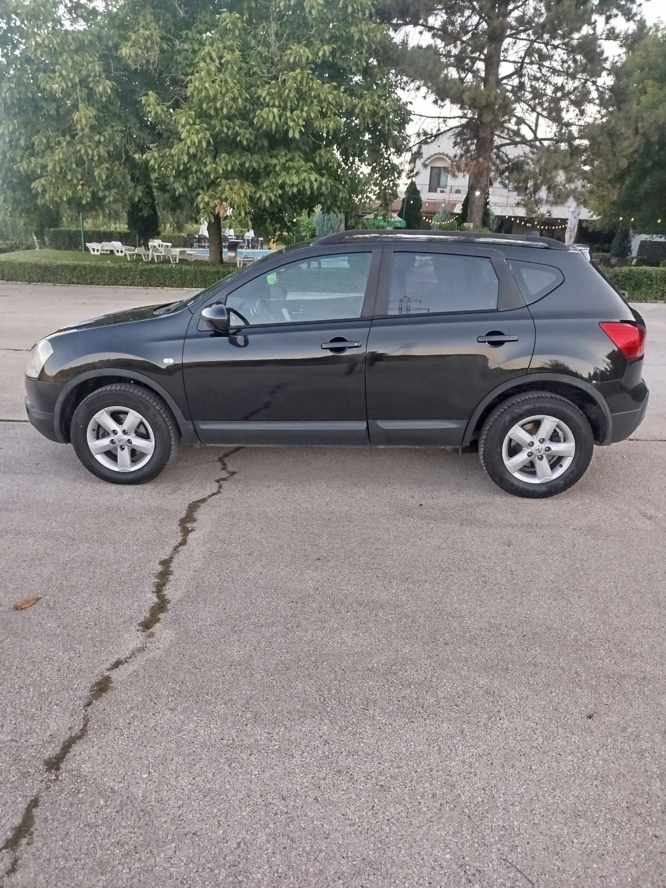 Nissan Qashqai 1.5 dci, снимка 6 - Автомобили и джипове - 55671354