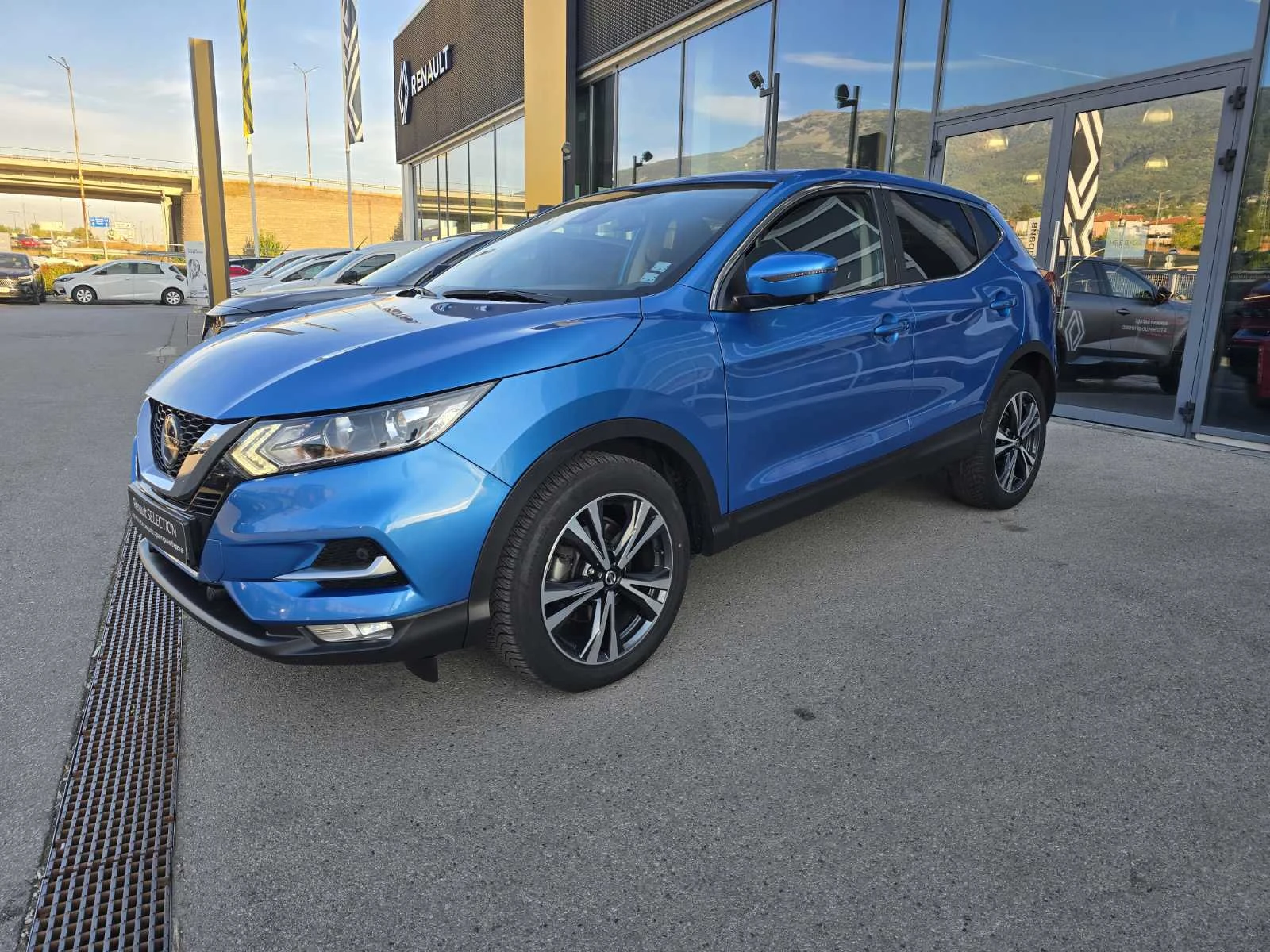 Nissan Qashqai 1.3 TCe 158 к.с. Бензин 4x2 Stop & Start