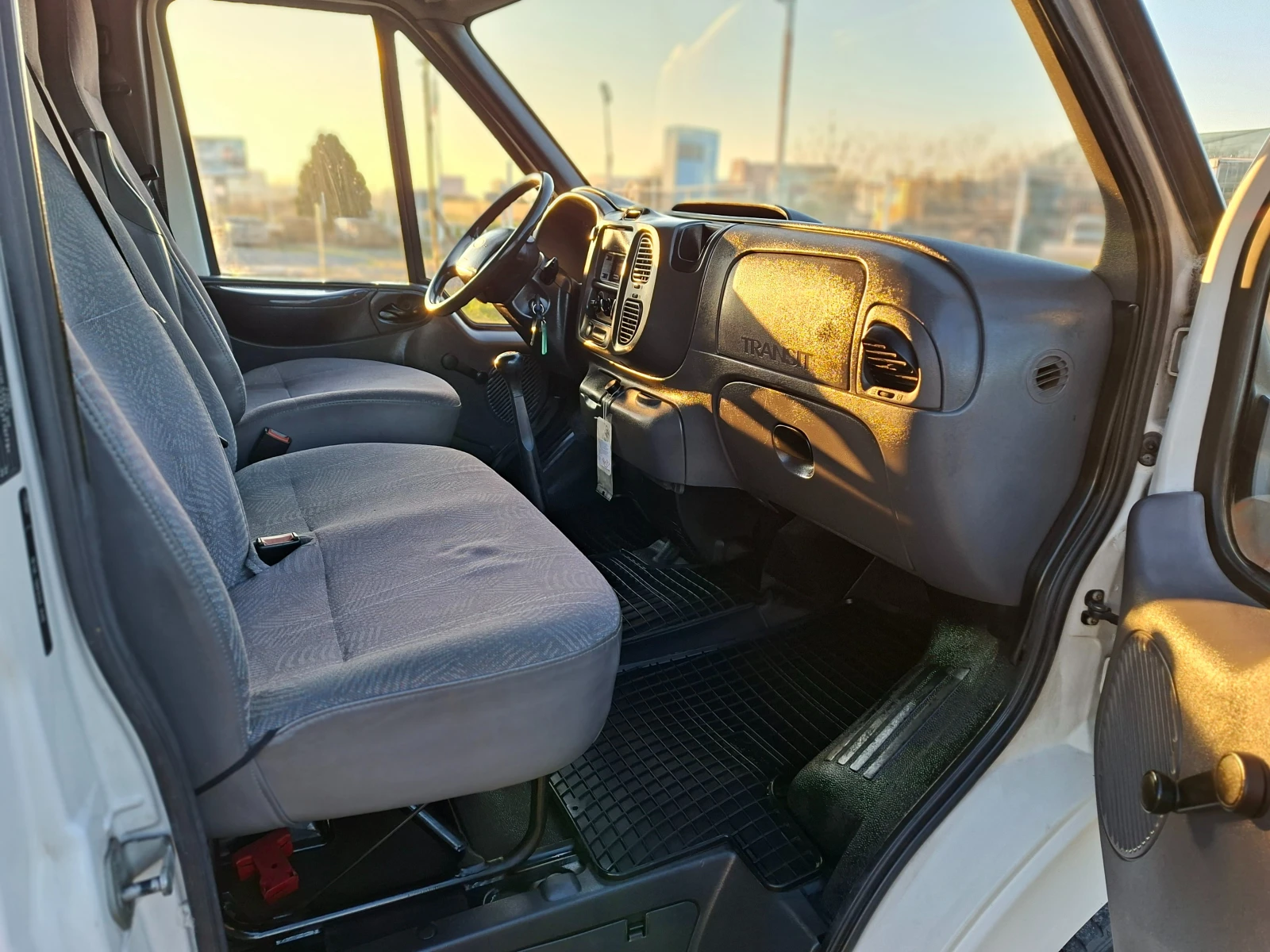 Ford Transit 2.4TD 125k.c. | Mobile.bg   8