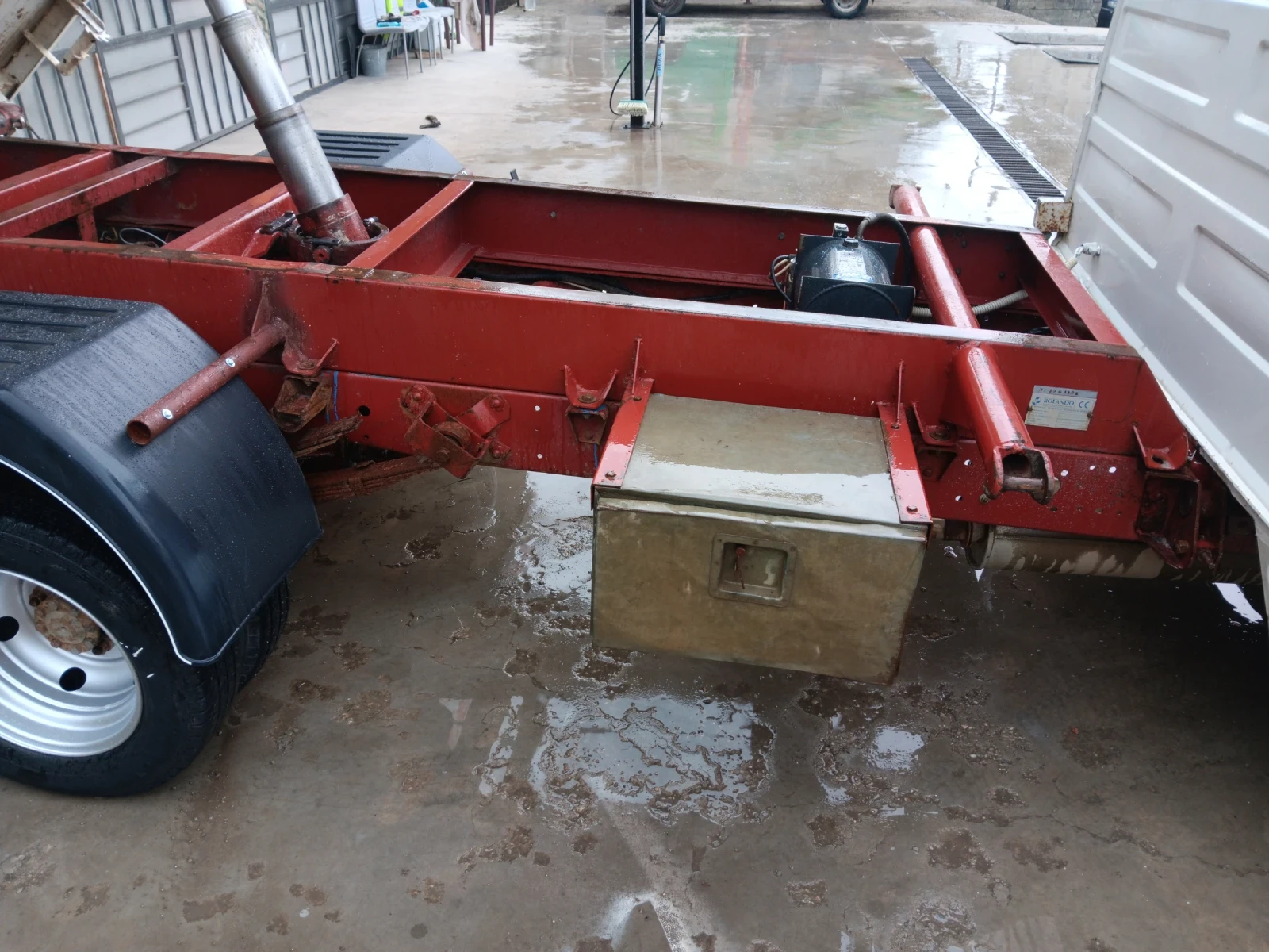 Iveco 3510 Тристранен самосвал , снимка 9 - Бусове и автобуси - 53997122