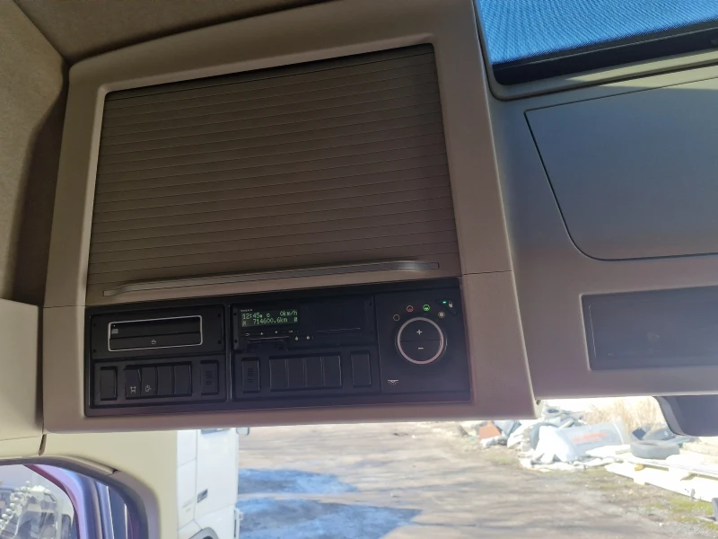 Volvo Fh FH500, снимка 9 - Камиони - 53189819