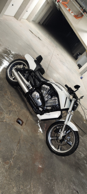 Harley-Davidson V-Rod Muscle , снимка 1