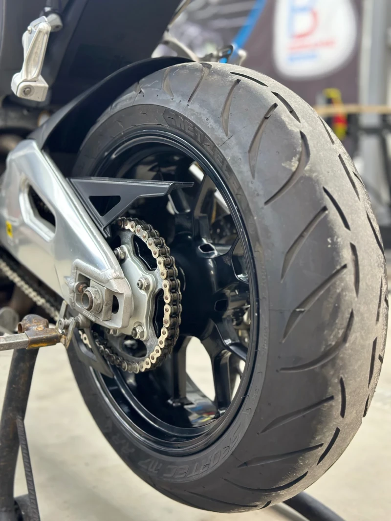 Aprilia RSV4 1000, снимка 8 - Мотоциклети и мототехника - 51691298